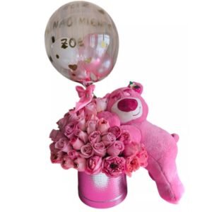 Arreglo de 96 rosas con Peluche Lotso gigante y globo burbuja en Cali