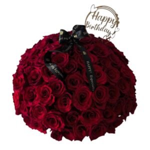 Arreglo de 144 rosas rojas en base con letrero en madera y moño decorativo