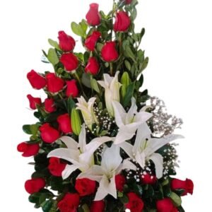 Arreglo rosas lirios cali