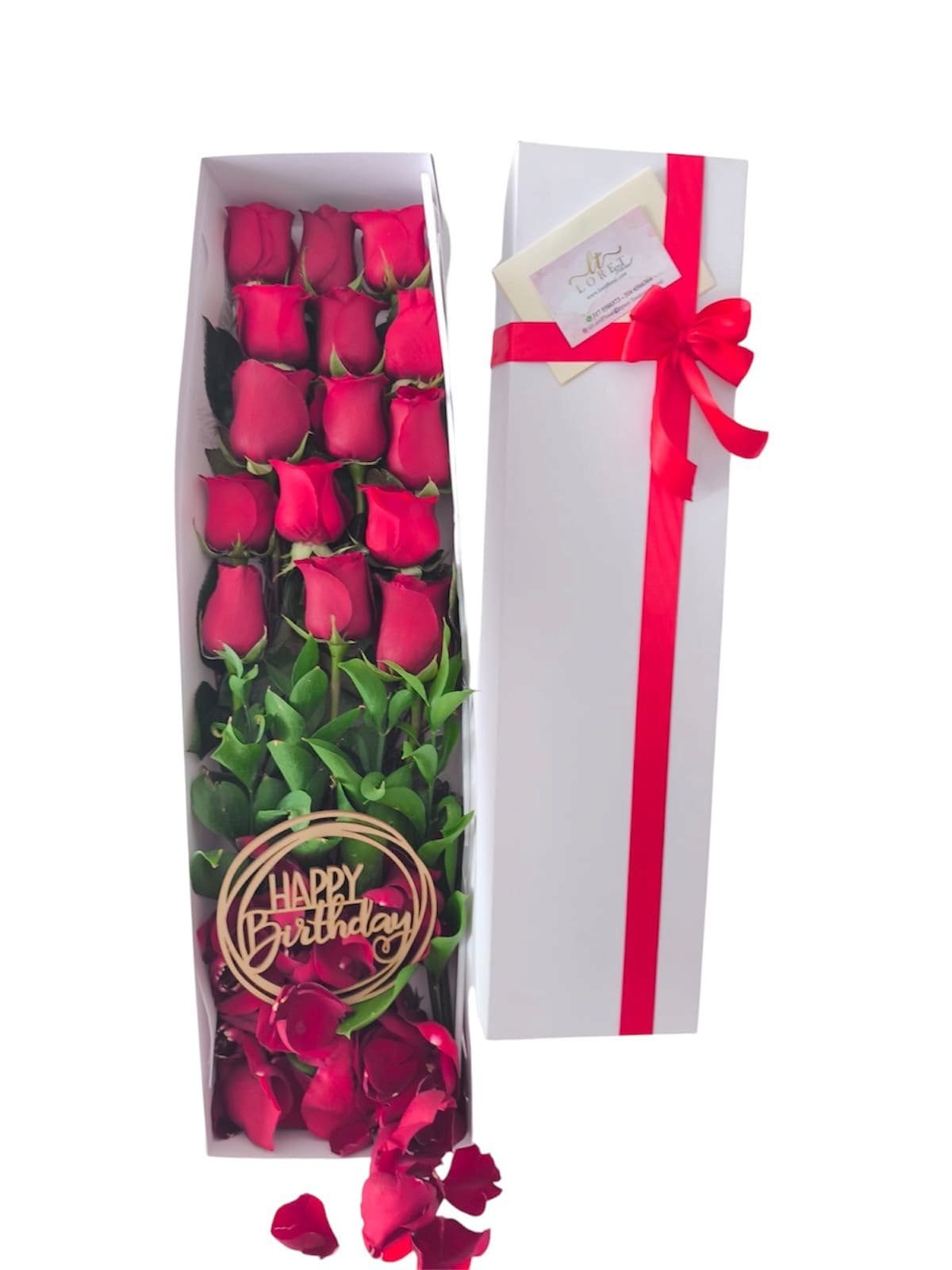 caja de carton elegante con 16 rosas rojas de exportacion follaje verde y topper de madera personalizado cali