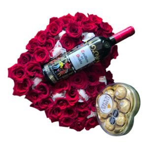 corazon de rosas rojas con vino casillero del diablo chocolates ferrero rocher y raffaello cali